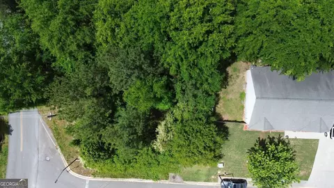 111 Jarrett Dr, Calhoun, GA 30701