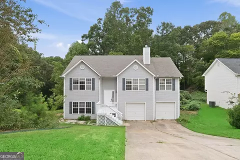 3852 Valley Creek Dr, Flowery Branch, GA 30542