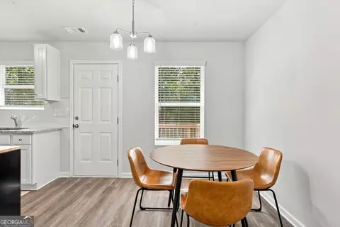 Dining - 7275 Crestside Dr, Austell, GA 30168 photo 2 of 2