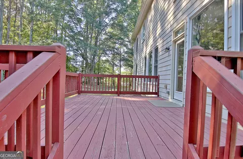 Exterior - 125 Hedgewick Way, Tyrone, GA 30290 photo 13 of 21