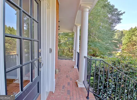 Exterior - 125 Hedgewick Way, Tyrone, GA 30290 photo 9 of 21