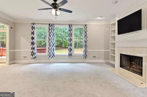 Living - 125 Hedgewick Way, Tyrone, GA 30290 photo 2 of 7