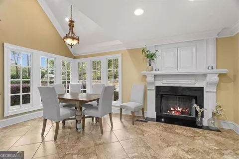 Dining - 175 Devonwood Dr, Calhoun, GA 30701 photo 1 of 3