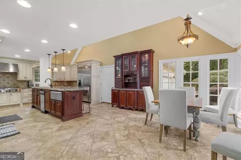 Kitchen - 175 Devonwood Dr, Calhoun, GA 30701 photo 1 of 4