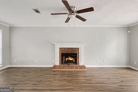 Living - 3131 Ashbury Ln, Rex, GA 30273 photo 1 of 2