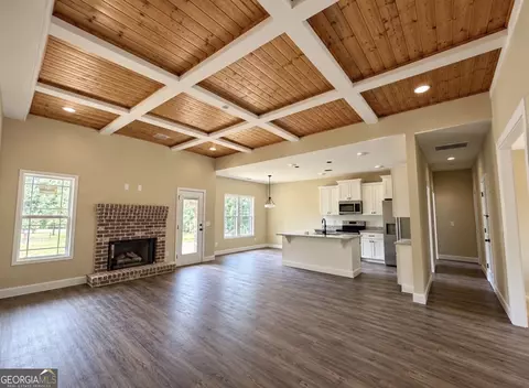 5803 Heritage Ct, Eastman, GA 31023