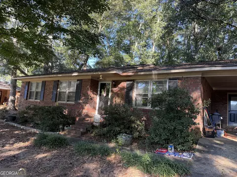 252 Floyd St, Royston, GA 30662