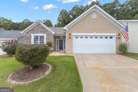118 Maple Grove Ter, Peachtree City, GA 30269