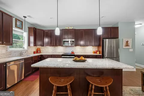 Kitchen - 324 Old Clarkesville Mill Rd, Clarkesville, GA 30523 photo 3 of 3