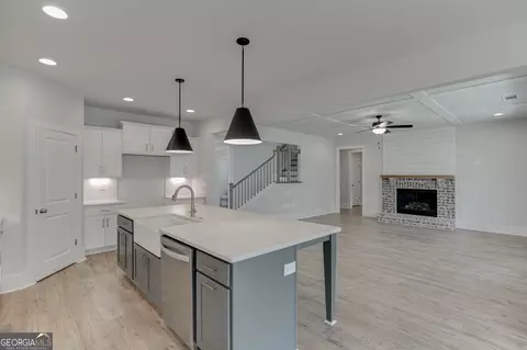 Kitchen - 1823 Piney Bend Dr, Buford, GA 30518 photo 5 of 6