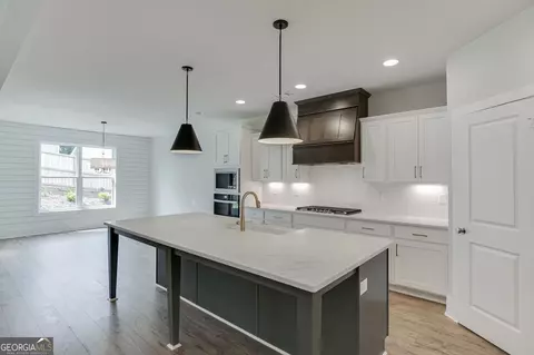 Kitchen - 1823 Piney Bend Dr, Buford, GA 30518 photo 2 of 6