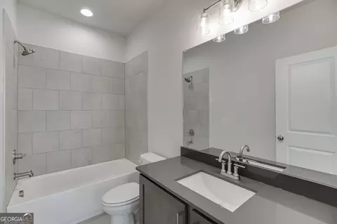 Bath - 1823 Piney Bend Dr, Buford, GA 30518 photo 2 of 8