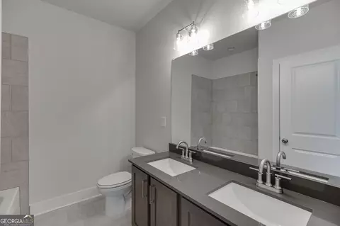 Bath - 1823 Piney Bend Dr, Buford, GA 30518 photo 3 of 8