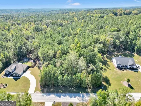 60 Hawthorn Ln, Covington, GA 30014 photo 2