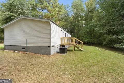 Exterior - 312 Blounts Chapel Rd, Haddock, GA 31033 photo 4 of 7