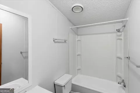 Bath - 312 Blounts Chapel Rd, Haddock, GA 31033 photo 2 of 2