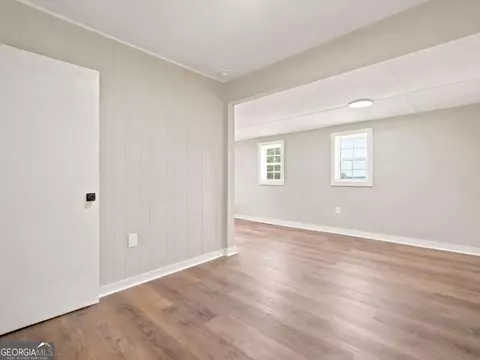 Living - 165 Cherokee Ave, Nelson, GA 30151 photo 3 of 4