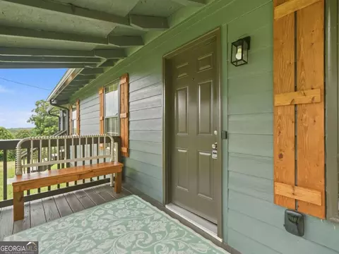 Exterior - 165 Cherokee Ave, Nelson, GA 30151 photo 4 of 16