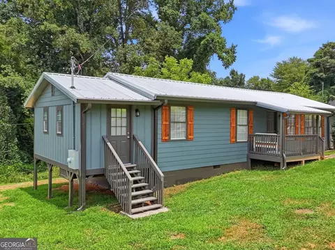 Exterior - 165 Cherokee Ave, Nelson, GA 30151 photo 2 of 16