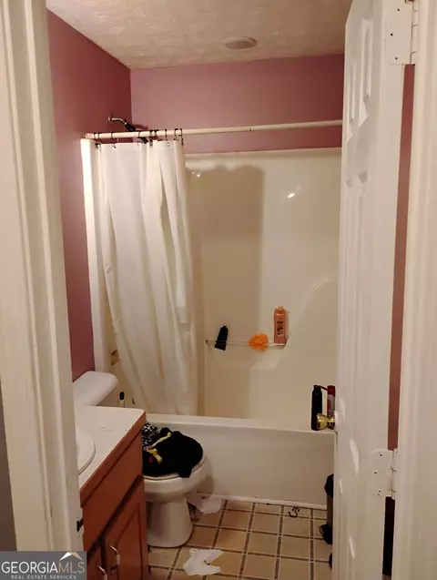 Bath - 249 Parr Farm Rd, Covington, GA 30016 photo 1 of 1