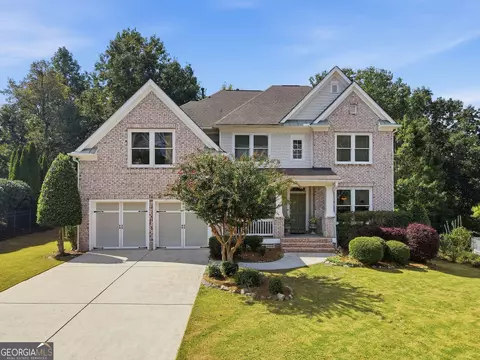 7451 Shady Glen Dr, Flowery Branch, GA 30542