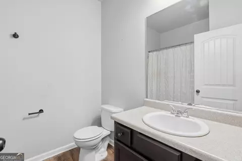 Bath - 643 Oakside Pl, Acworth, GA 30102 photo 3 of 3