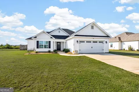 708 Daisy Dr, Perry, GA 31069