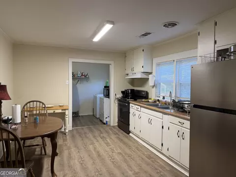 Kitchen - 263 S Pond St, Toccoa, GA 30577 photo 1 of 3