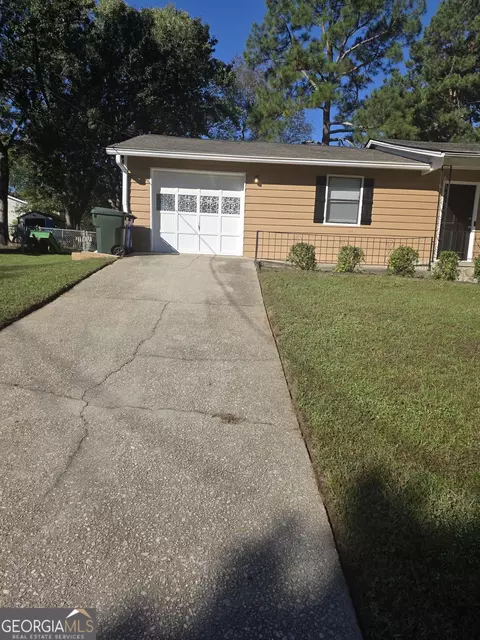 1736 Almand Creek Dr SW, Conyers, GA 30094