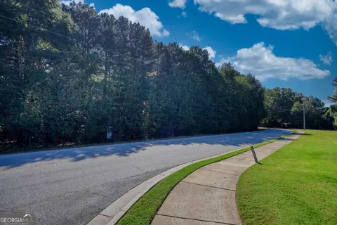 291 Hinton Cir, Covington, GA 30016 photo 11