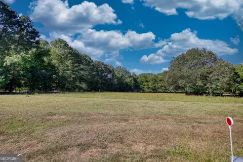 291 Hinton Cir, Covington, GA 30016 photo 6