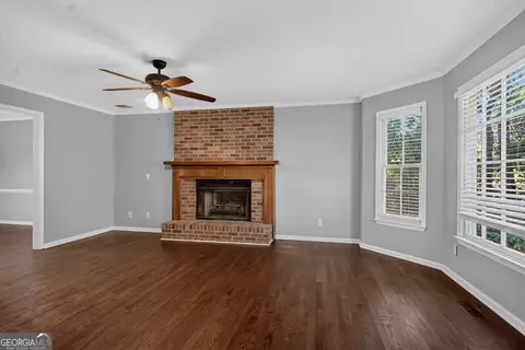 Living - 100 Dogwood Ct, Lagrange, GA 30240 photo 1 of 5