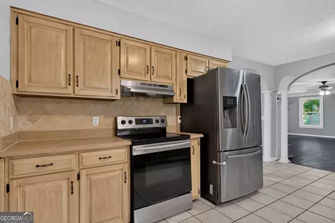 Kitchen - 100 Dogwood Ct, Lagrange, GA 30240 photo 1 of 3