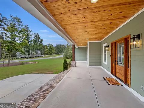 Exterior - 71 Spratlin Ct, Hull, GA 30646 photo 5 of 13