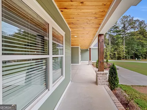 Exterior - 71 Spratlin Ct, Hull, GA 30646 photo 4 of 13