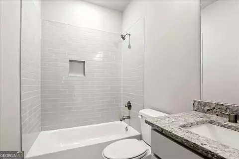 Bath - 95 Old Town Rd, Dacula, GA 30019 photo 3 of 19