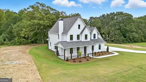 Exterior - 95 Old Town Rd, Dacula, GA 30019 photo 12 of 14