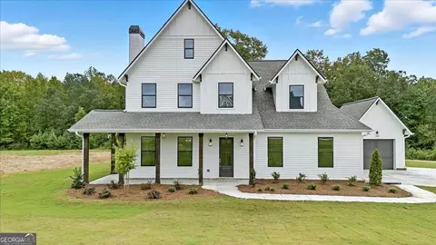 Exterior - 95 Old Town Rd, Dacula, GA 30019 photo 6 of 14