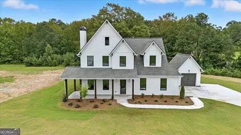 Exterior - 95 Old Town Rd, Dacula, GA 30019 photo 11 of 14