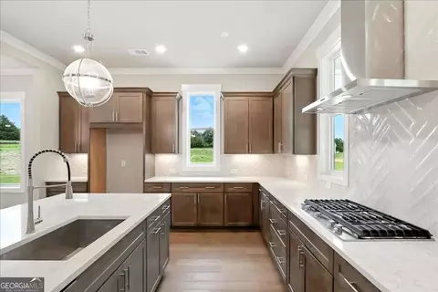 Kitchen - 95 Old Town Rd, Dacula, GA 30019 photo 4 of 5