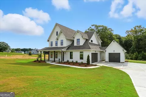 Exterior - 95 Old Town Rd, Dacula, GA 30019 photo 3 of 14