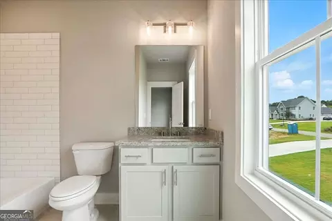 Bath - 95 Old Town Rd, Dacula, GA 30019 photo 6 of 19
