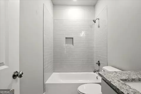 Bath - 95 Old Town Rd, Dacula, GA 30019 photo 4 of 19