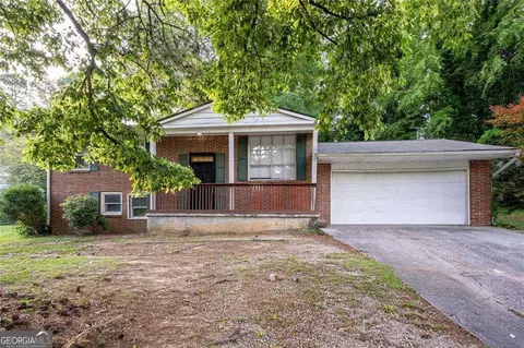 367 Camelot Pkwy, Jonesboro, GA 30236