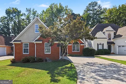 475 Fairway Ct, Newnan, GA 30265