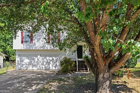 303 Ivy Terrace Dr, Dallas, GA 30157
