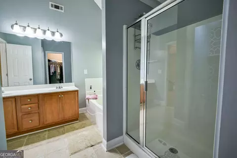 Bath - 101 Bridgemill Dr, Hampton, GA 30228 photo 3 of 5