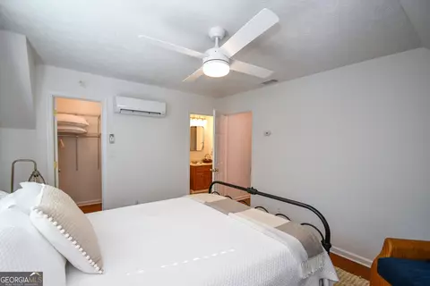 Bedroom - 1207 Old River Rd, Cornelia, GA 30531 photo 11 of 15