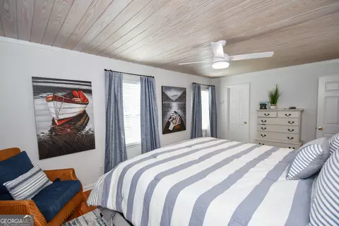 Bedroom - 1207 Old River Rd, Cornelia, GA 30531 photo 5 of 15