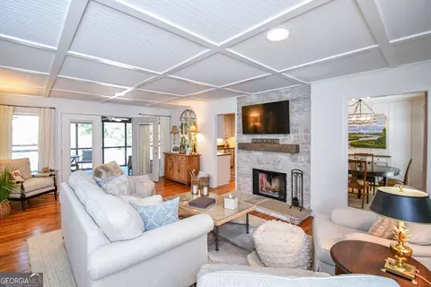 Living - 1207 Old River Rd, Cornelia, GA 30531 photo 2 of 4
